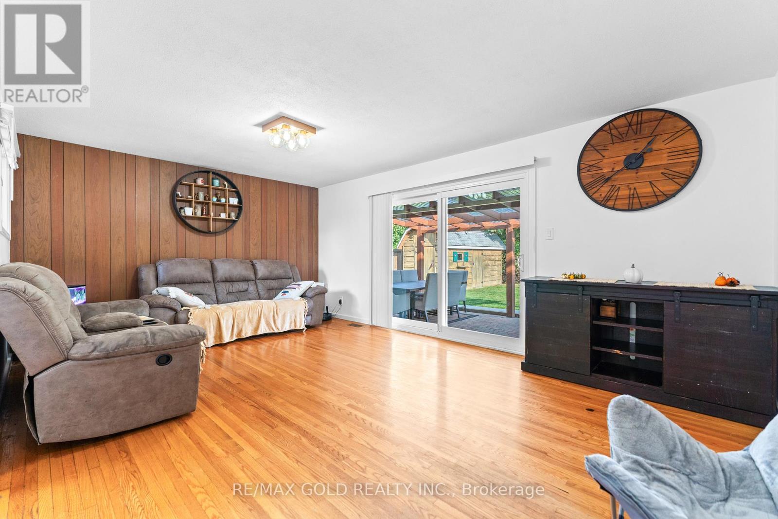 27 Burgby Avenue, Brampton, Ontario  L6X 2G7 - Photo 8 - W12447673
