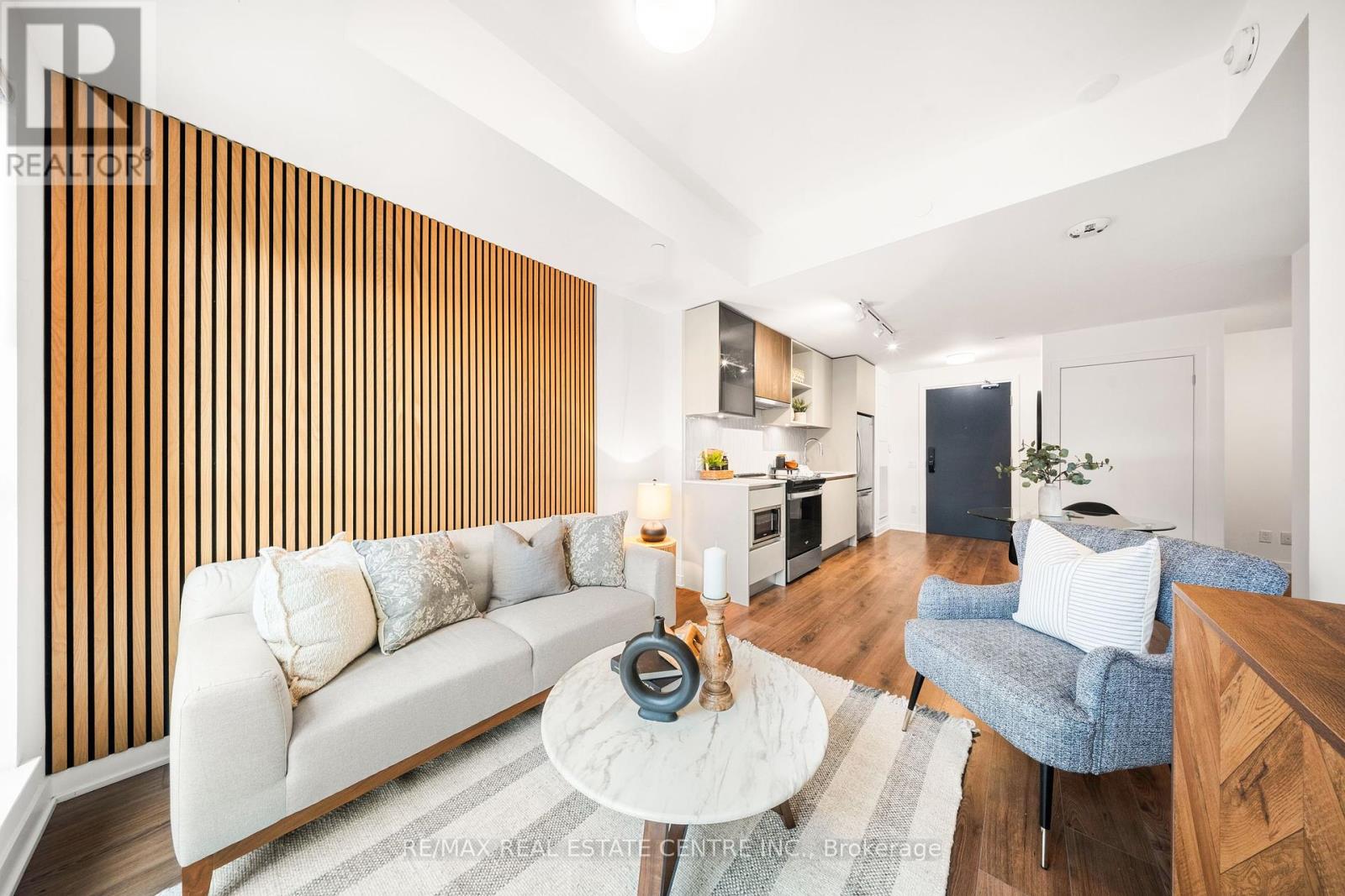 813 - 405 Dundas Street W, Oakville (Go Glenorchy), Ontario  L6M 4P9 - Photo 12 - W12447678