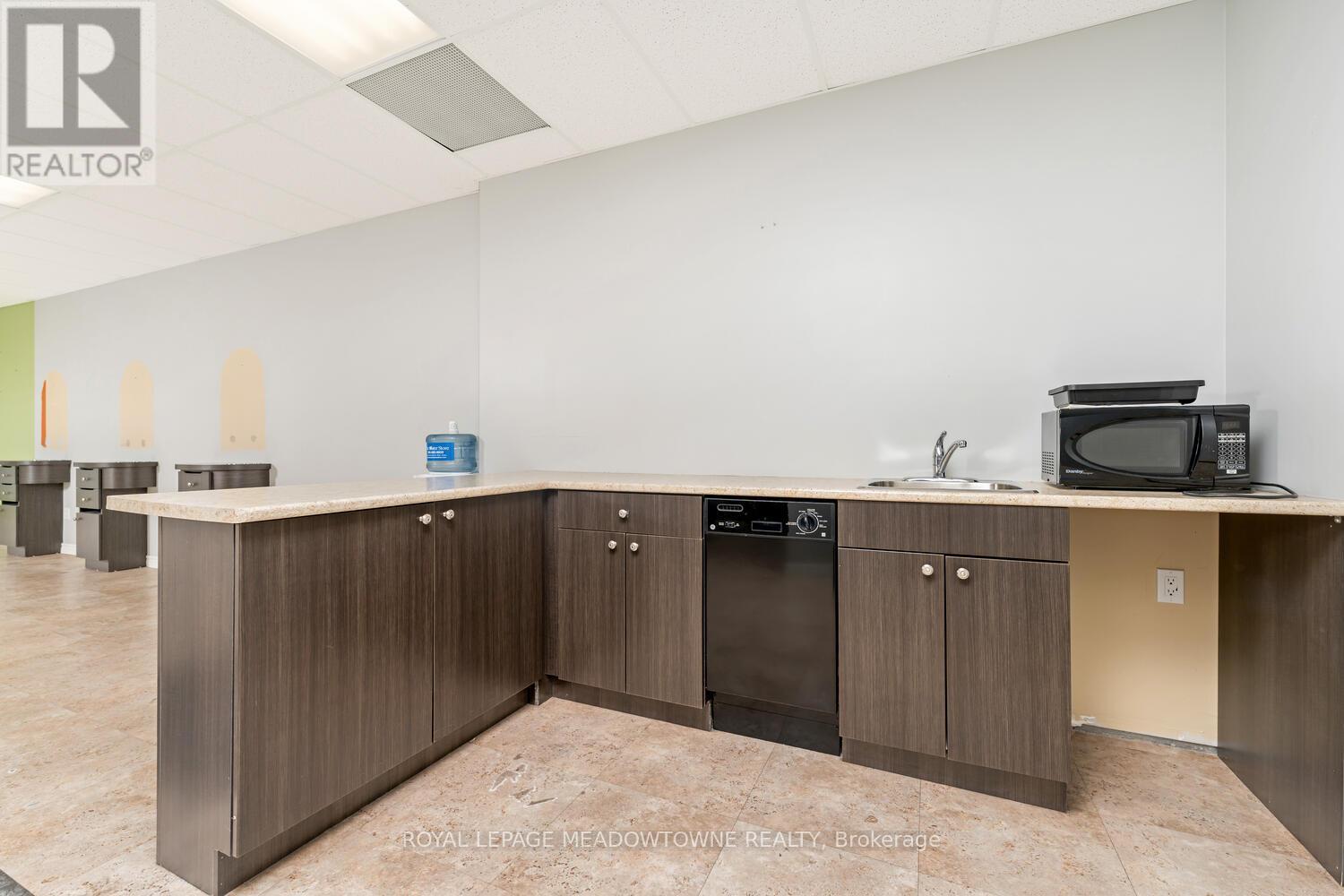 9105 Derry Road W, Milton, Ontario  L9T 7Y9 - Photo 13 - W12447691
