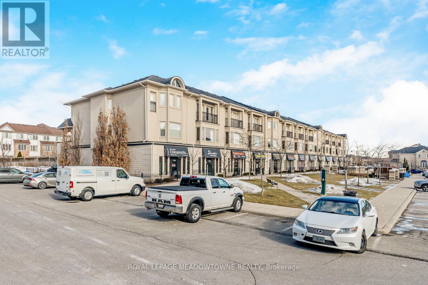 9105 Derry Road W, Milton, Ontario  L9T 7Y9 - Photo 2 - W12447691