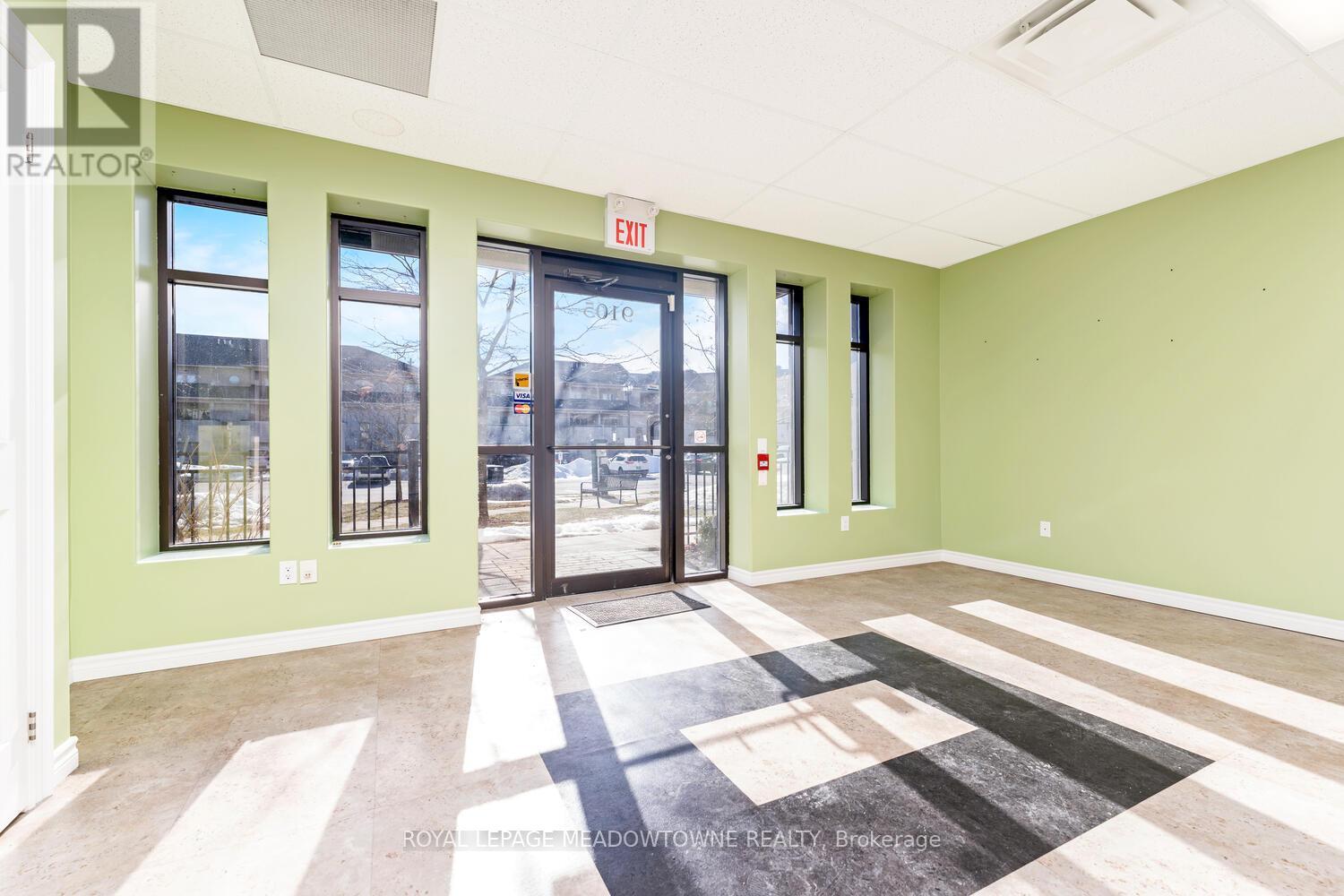 9105 Derry Road W, Milton, Ontario  L9T 7Y9 - Photo 6 - W12447691