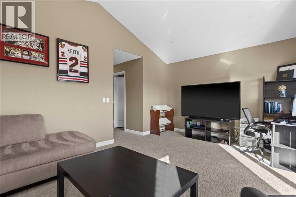 195 Hillcrest Circle Sw, Airdrie, Alberta  T4B 0Y6 - Photo 22 - A2259881