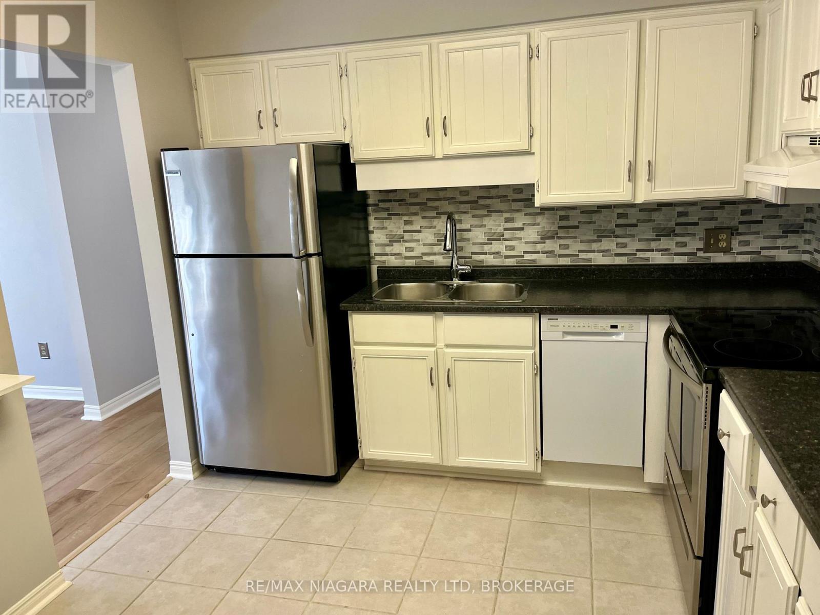 2b - 62 Main Street, St. Catharines, Ontario  L2N 4T9 - Photo 4 - X12447755
