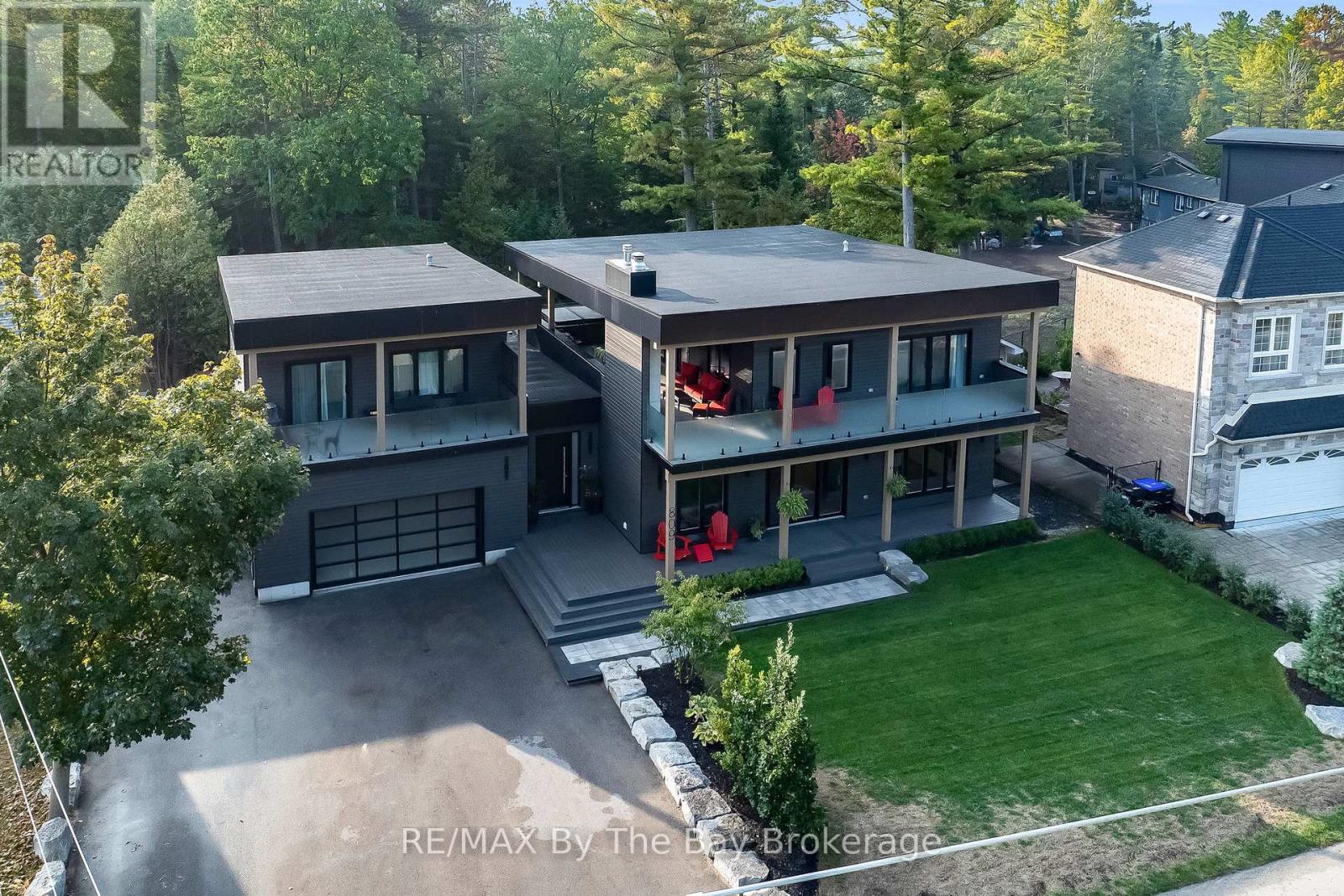 809 Eastdale Drive E, Wasaga Beach, Ontario  L9Z 2R7 - Photo 33 - S12447743