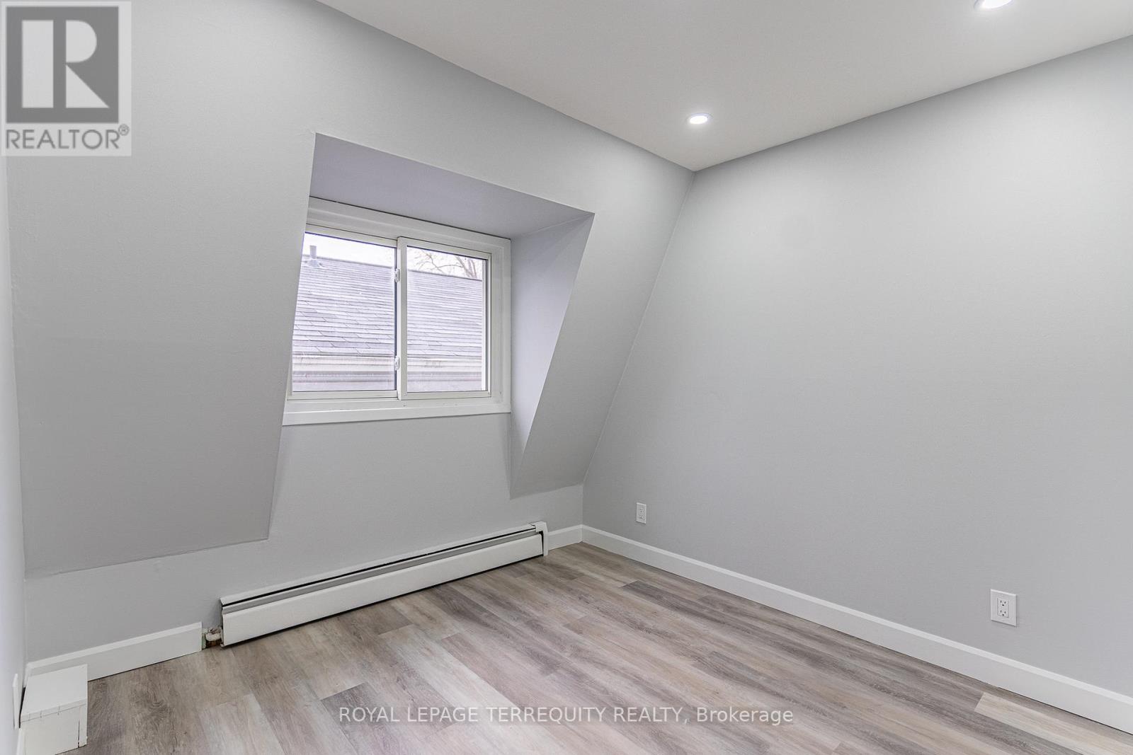 20 Mildred Avenue, St. Catharines (Haig), Ontario  L2R 6H8 - Photo 32 - X12447585