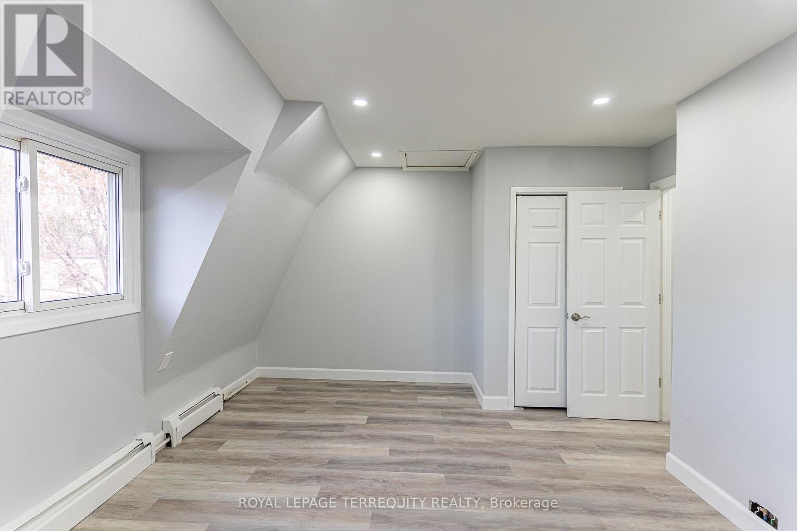 20 Mildred Avenue, St. Catharines (Haig), Ontario  L2R 6H8 - Photo 36 - X12447585