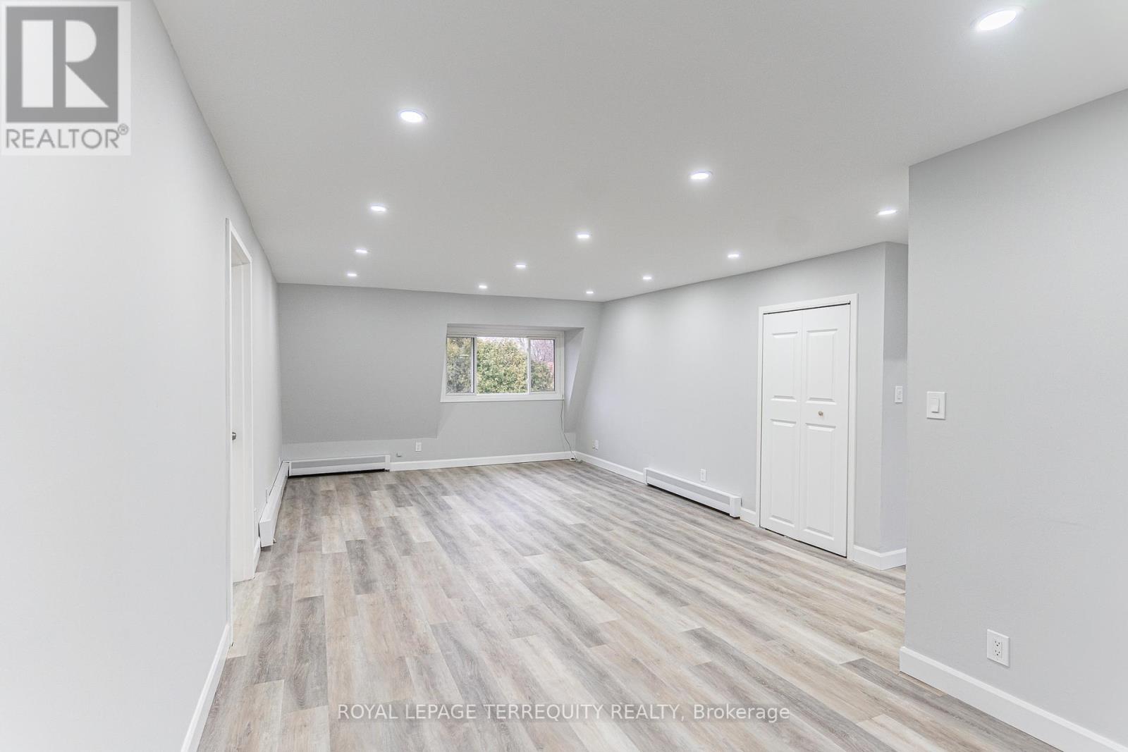 20 Mildred Avenue, St. Catharines (Haig), Ontario  L2R 6H8 - Photo 4 - X12447585