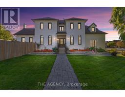 28 FENWICK PLACE, Hamilton, Ontario