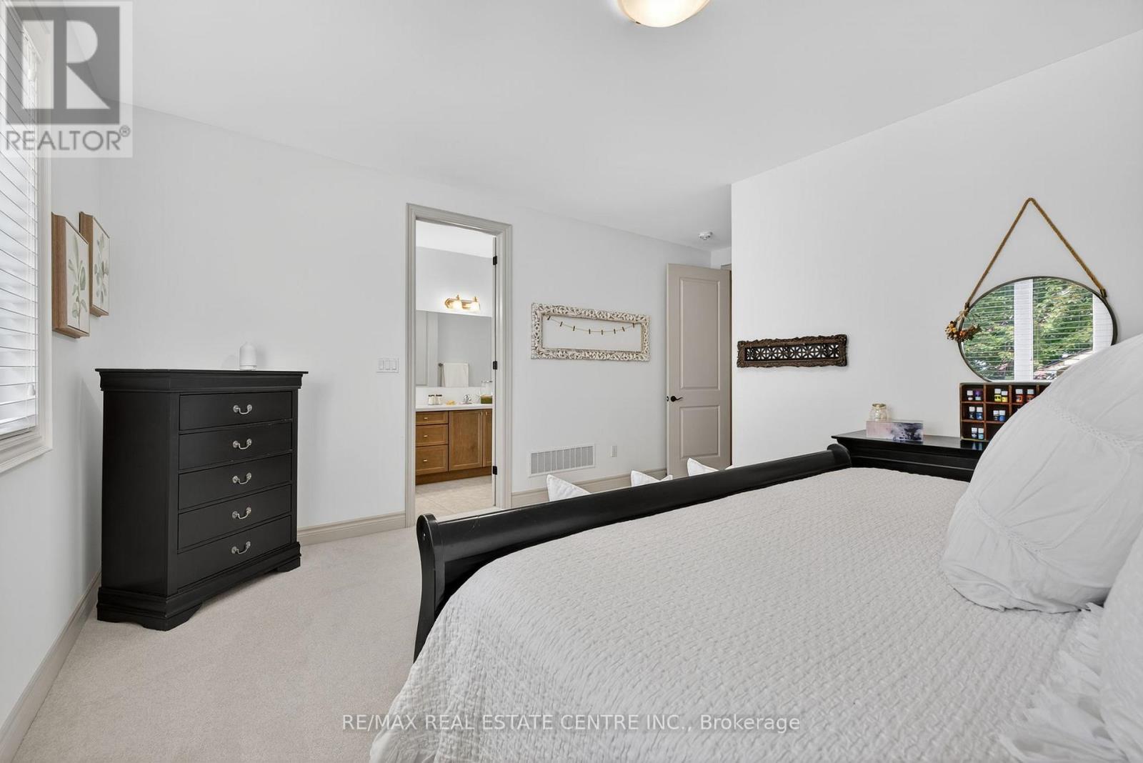 53 Anderson Avenue, Mono, Ontario  L9W 6T2 - Photo 23 - X12447649