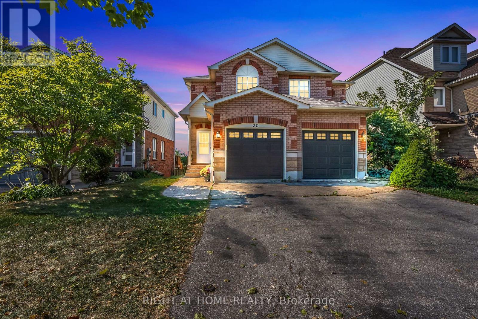 20 Slater Court, Hamilton (Waterdown), Ontario  L0R 2H5 - Photo 1 - X12447665