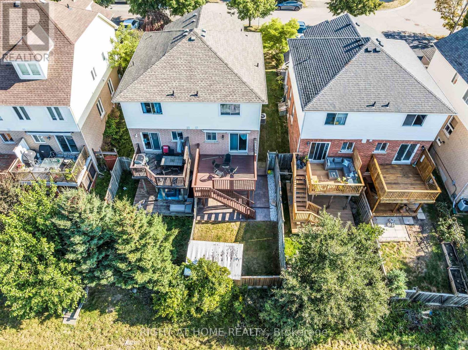 20 Slater Court, Hamilton (Waterdown), Ontario  L0R 2H5 - Photo 41 - X12447665