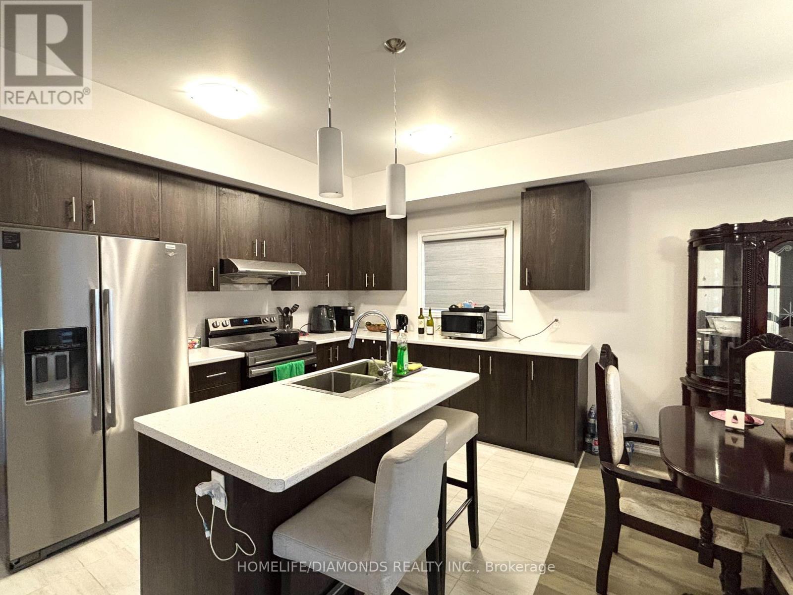 3243 Dominion Road, Fort Erie, Ontario  L0S 1N0 - Photo 4 - X12447681