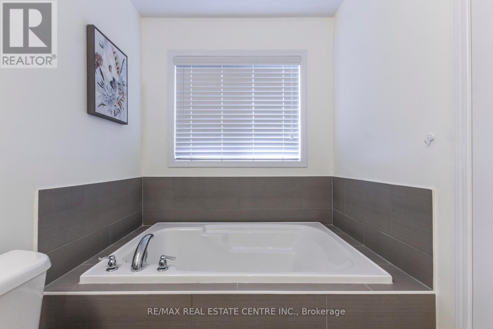 46 Kelso Drive, Haldimand, Ontario  N3W 0B7 - Photo 34 - X12447713