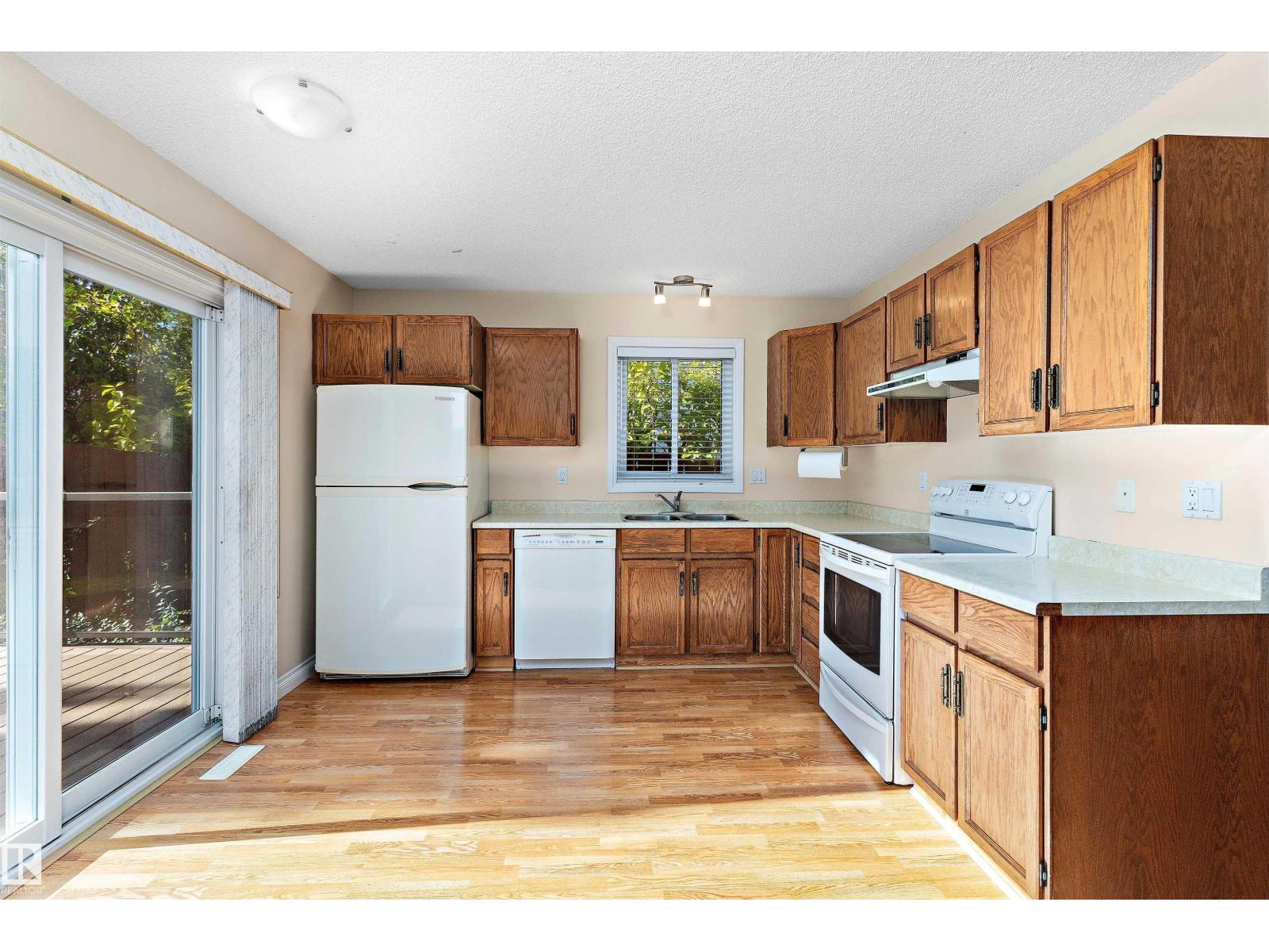 10435 14 Av Nw, Edmonton, Alberta  T6J 5R7 - Photo 19 - E4461036