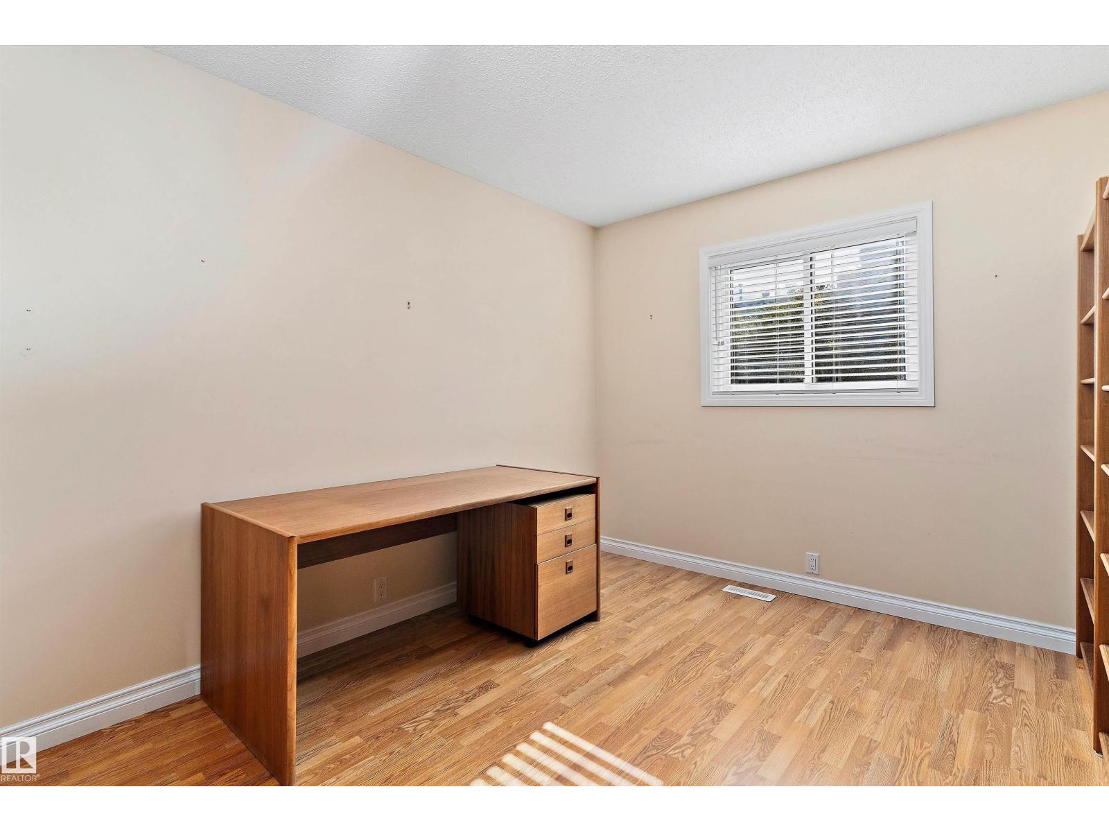 10435 14 Av Nw, Edmonton, Alberta  T6J 5R7 - Photo 26 - E4461036