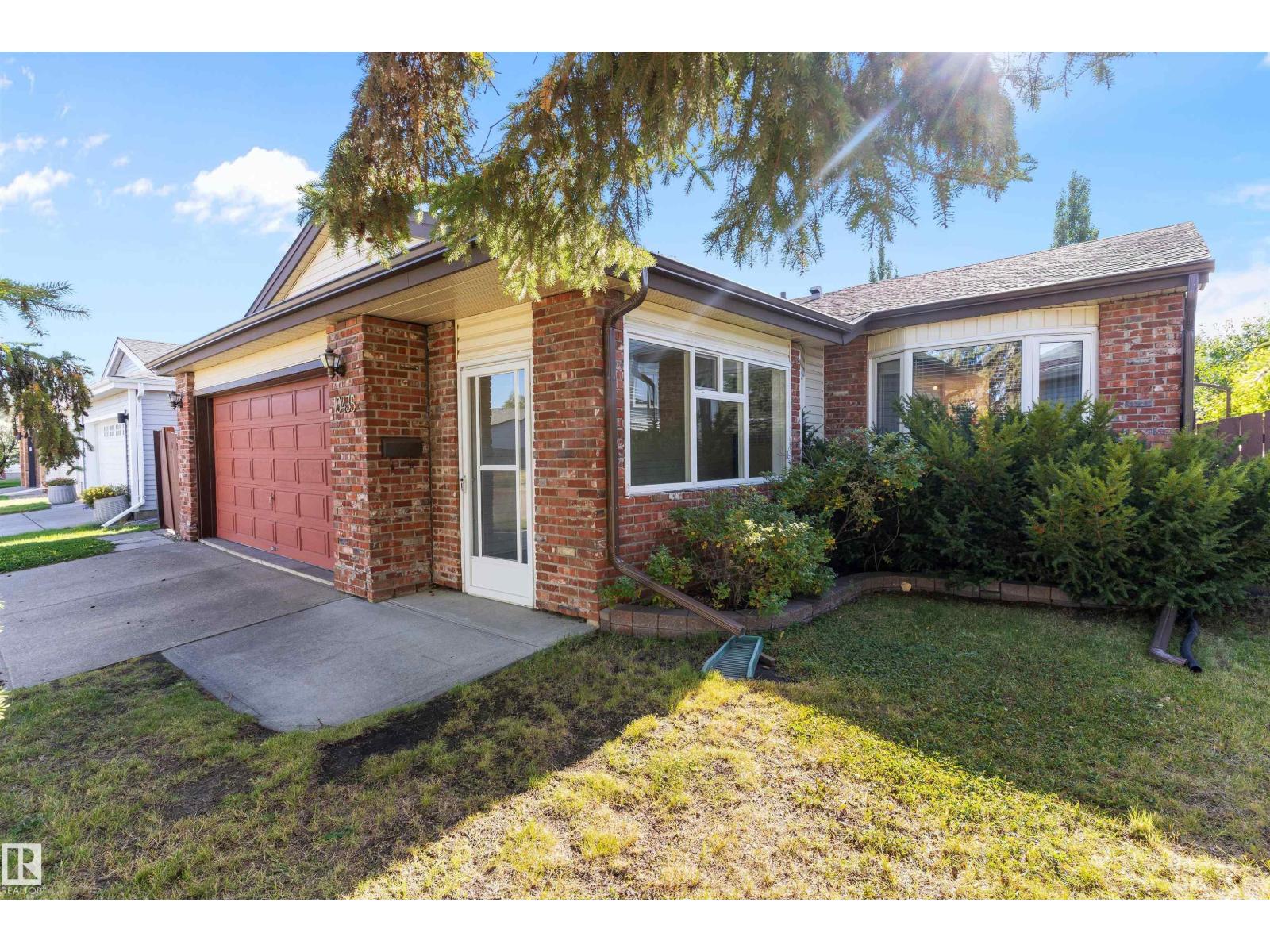 10435 14 Av Nw, Edmonton, Alberta  T6J 5R7 - Photo 3 - E4461036
