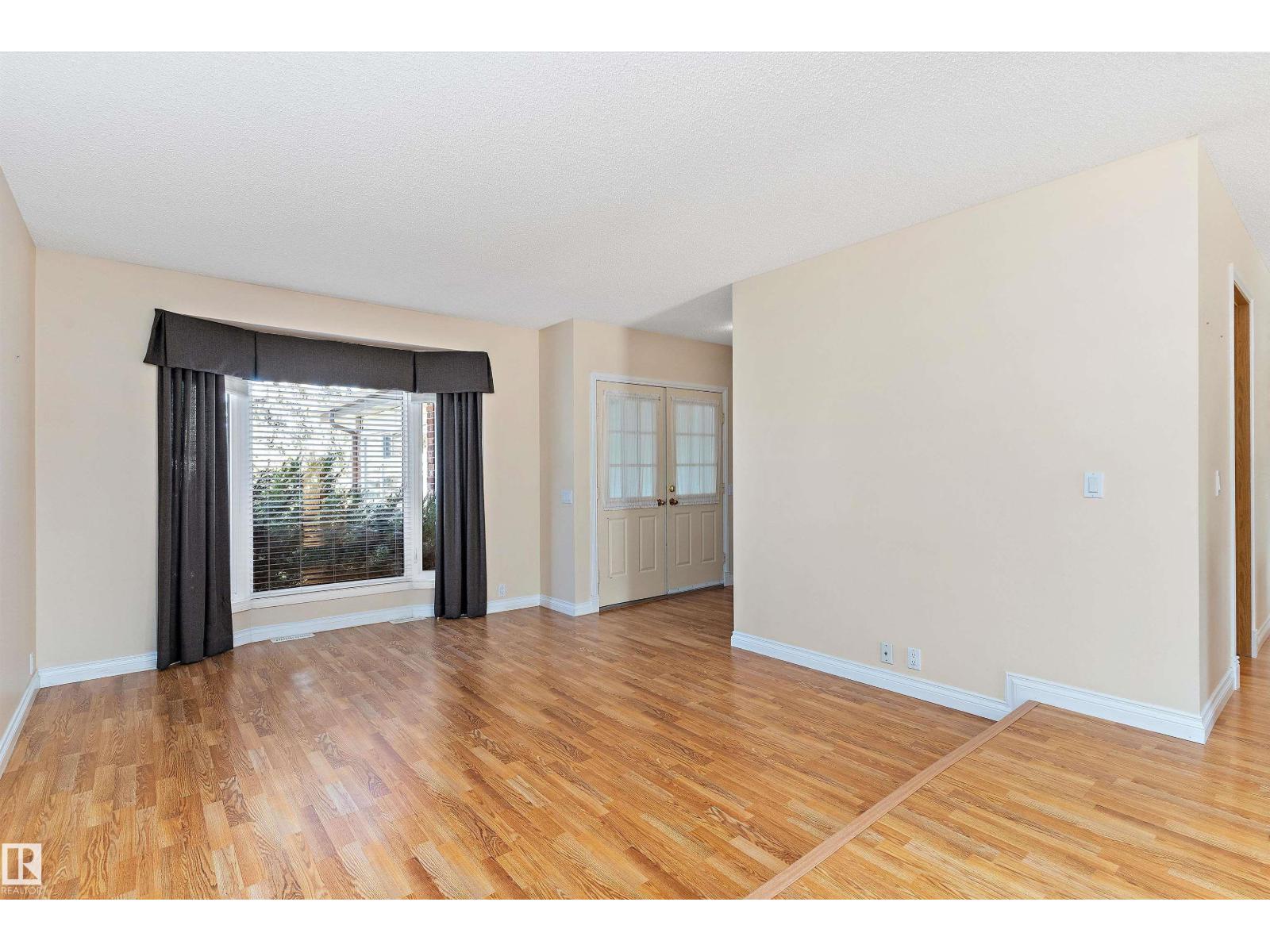 10435 14 Av Nw, Edmonton, Alberta  T6J 5R7 - Photo 9 - E4461036