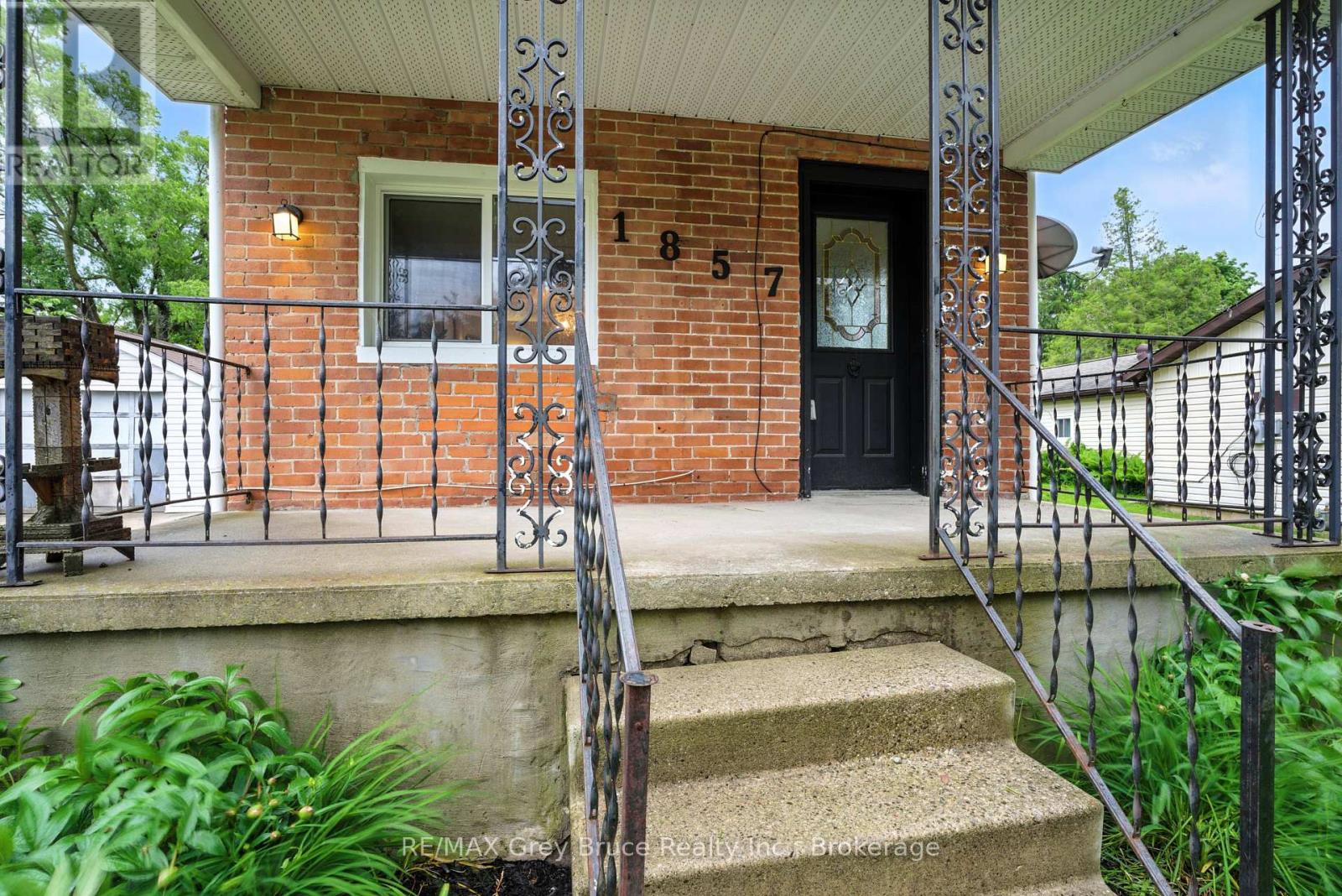 1857 6th Avenue E, Owen Sound, Ontario  N4K 2W1 - Photo 31 - X12447760