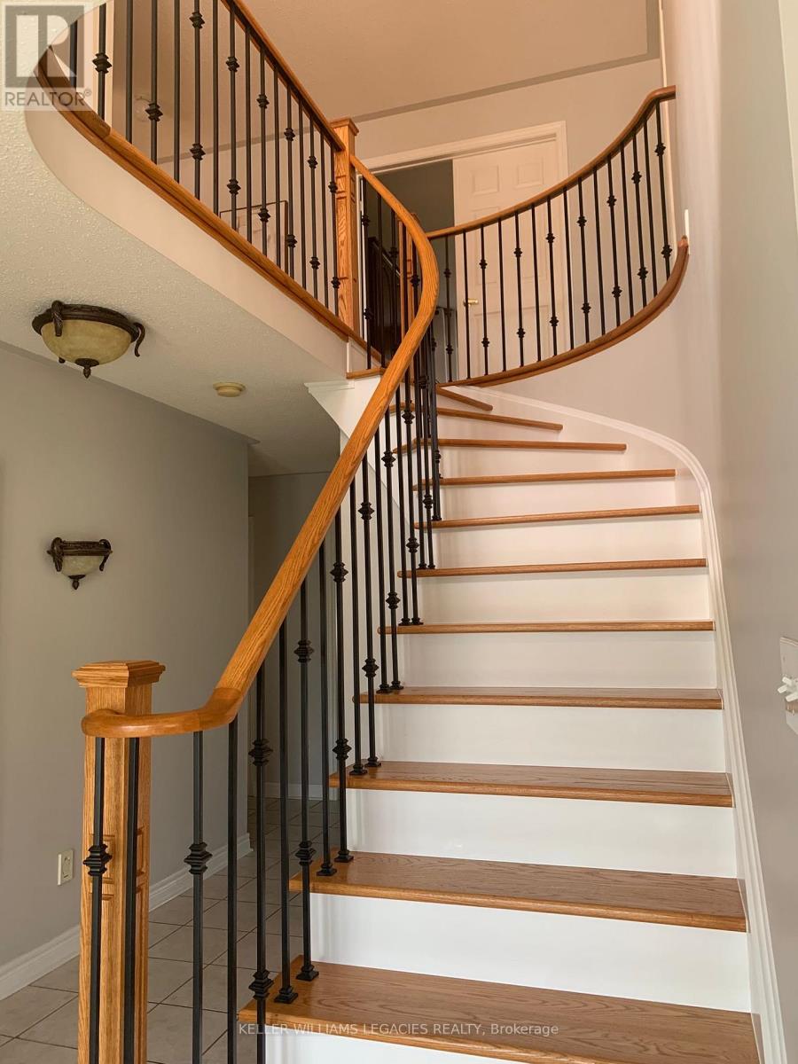 304 Maria Antonia Road, Vaughan, Ontario  L4H 2Z1 - Photo 12 - N12417954