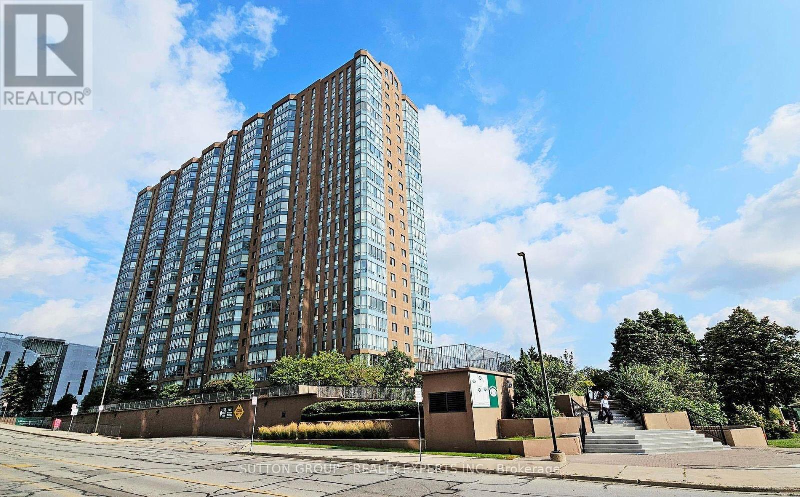 615 - 115 HILLCREST AVENUE, Mississauga, Ontario