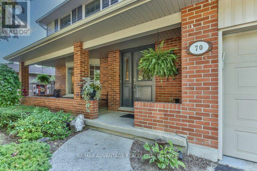 70 FAIRLANE ROAD, London South, Ontario