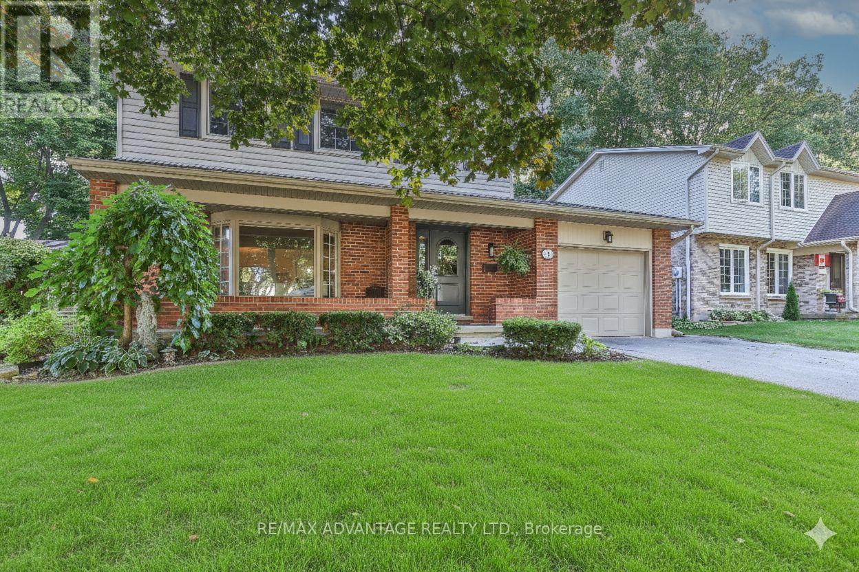 70 Fairlane Road, London South, Ontario  N6K 3E4 - Photo 3 - X12411585