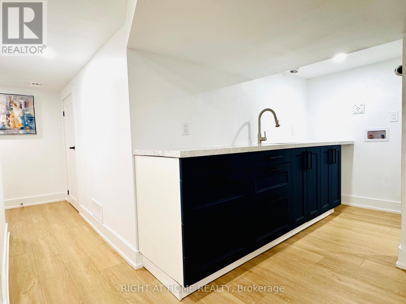 28 Pendeen Avenue, Toronto, Ontario  M6N 2P3 - Photo 22 - W12446824