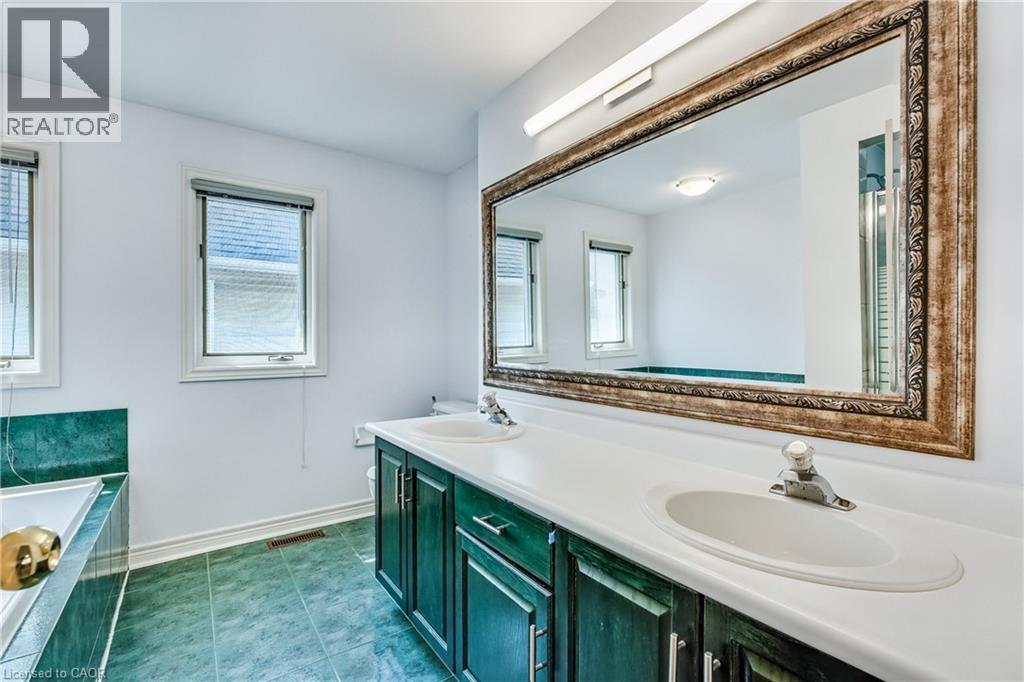 113 Meadowlands Boulevard, Ancaster, Ontario  L9K 1H8 - Photo 14 - 40773053