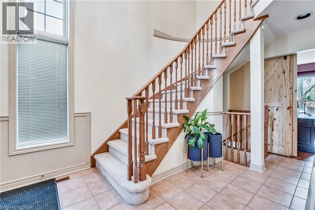 113 Meadowlands Boulevard, Ancaster, Ontario  L9K 1H8 - Photo 2 - 40773053