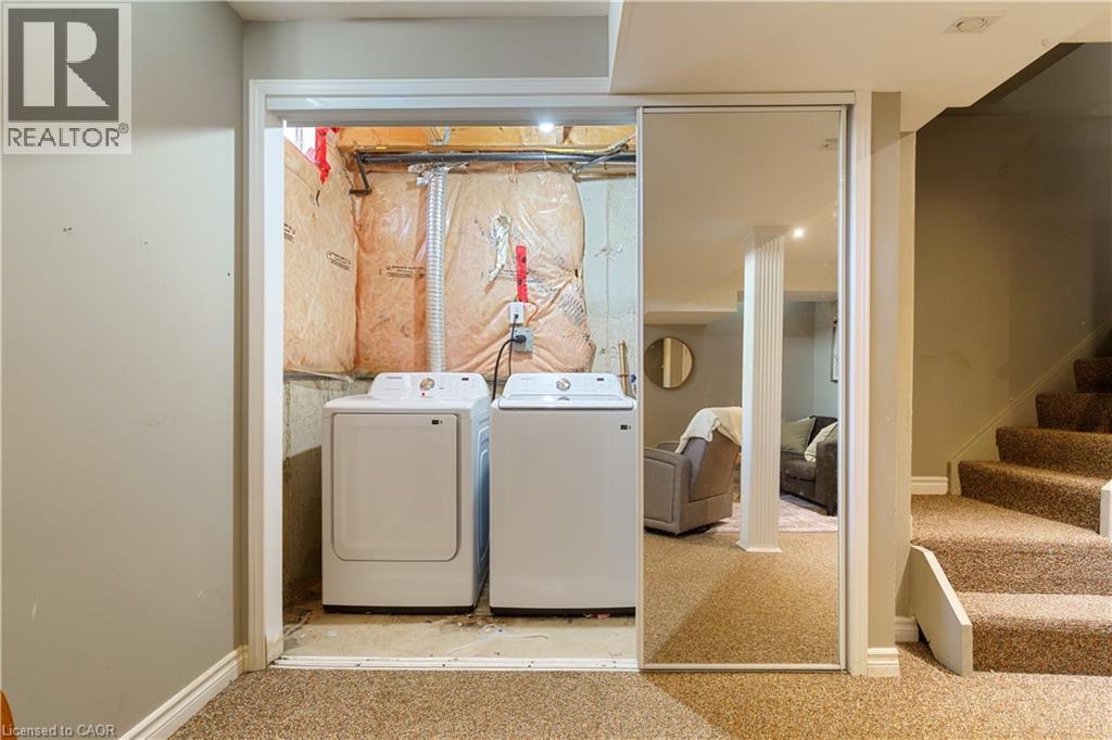 14 Fox Run, Waterdown, Ontario  L0R 2H8 - Photo 42 - 40775463