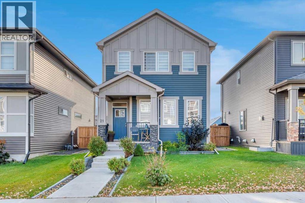 21 Juniper Street, Okotoks, Alberta  T1S 5S2 - Photo 1 - A2262237