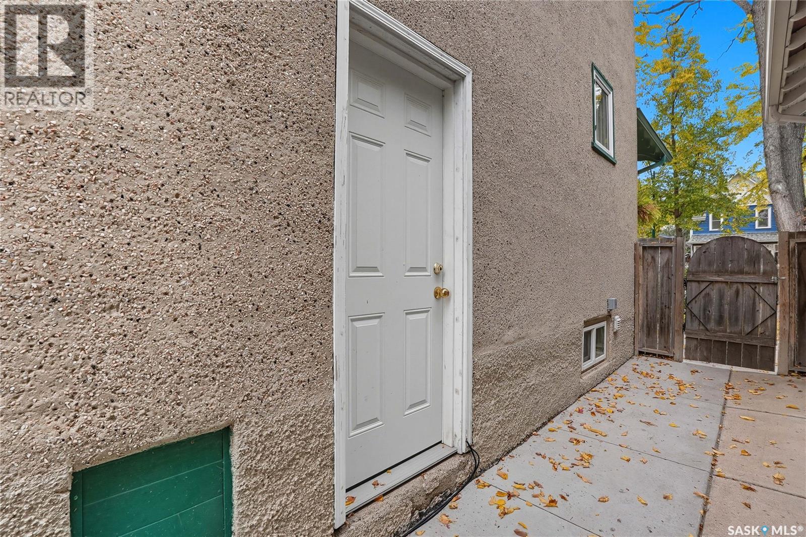 205 28th Street W, Saskatoon, Saskatchewan  S7L 0K4 - Photo 48 - SK020210