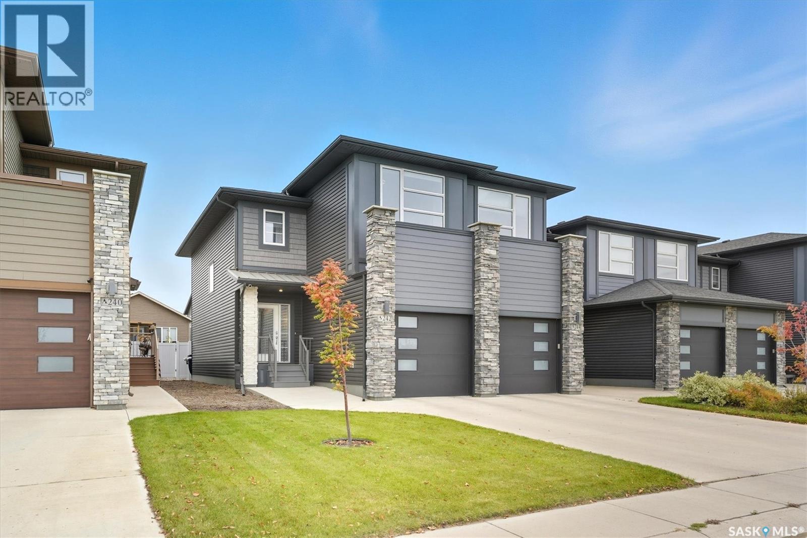 242 Brighton Gate, Saskatoon, Saskatchewan  S7V 0R1 - Photo 2 - SK020167