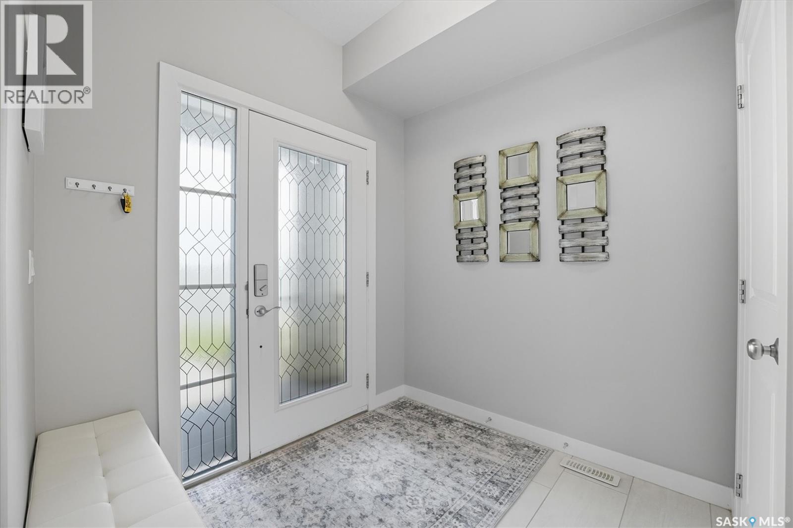 242 Brighton Gate, Saskatoon, Saskatchewan  S7V 0R1 - Photo 3 - SK020167