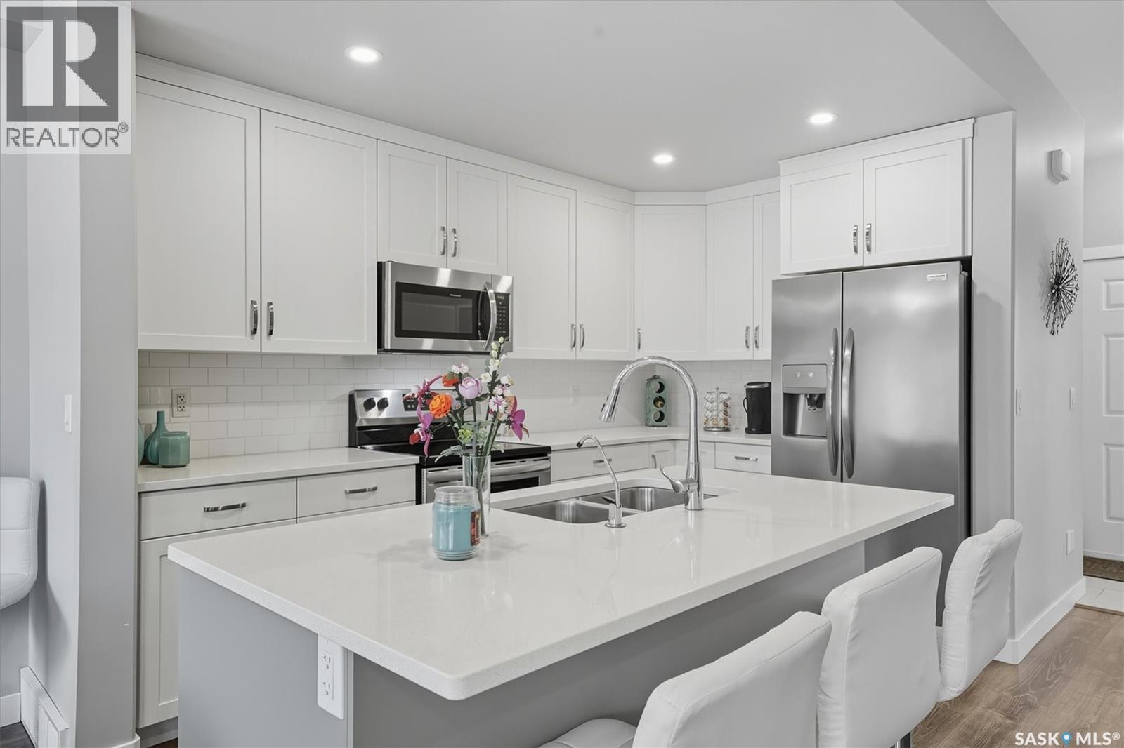 242 Brighton Gate, Saskatoon, Saskatchewan  S7V 0R1 - Photo 8 - SK020167