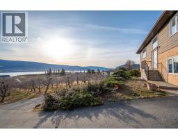 9800 Giants Head Road, summerland, British Columbia