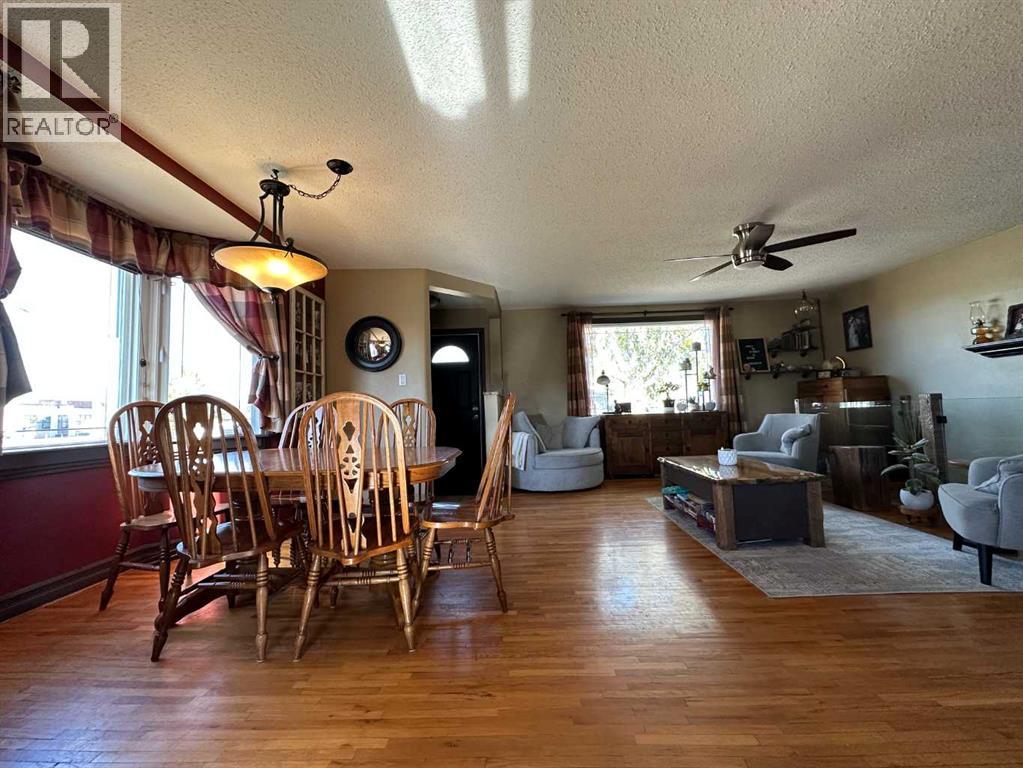 5213 49 Avenue, Ponoka, Alberta  T4J 1J1 - Photo 12 - A2262450