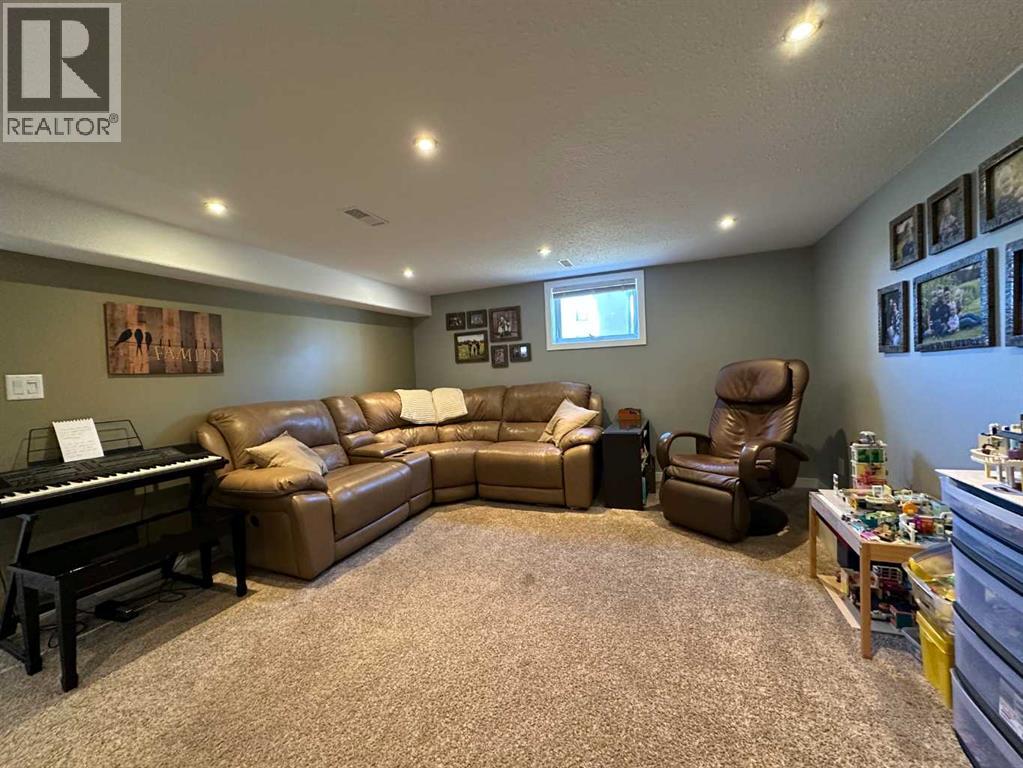 5213 49 Avenue, Ponoka, Alberta  T4J 1J1 - Photo 22 - A2262450