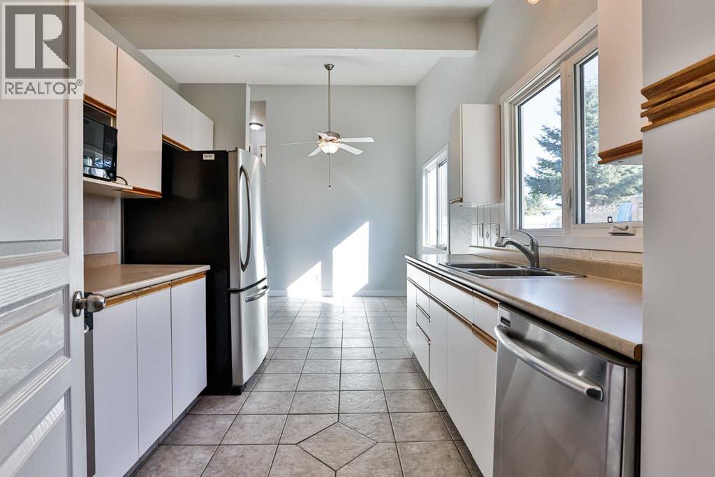 1616 15 Avenue N, Lethbridge, Alberta  T1H 1W5 - Photo 10 - A2260403