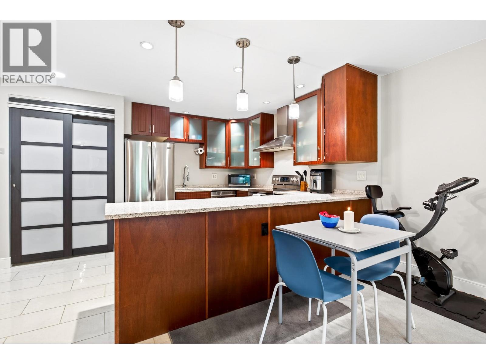 308 1690 Augusta Avenue, Burnaby, British Columbia  V5A 2V6 - Photo 6 - R3055466