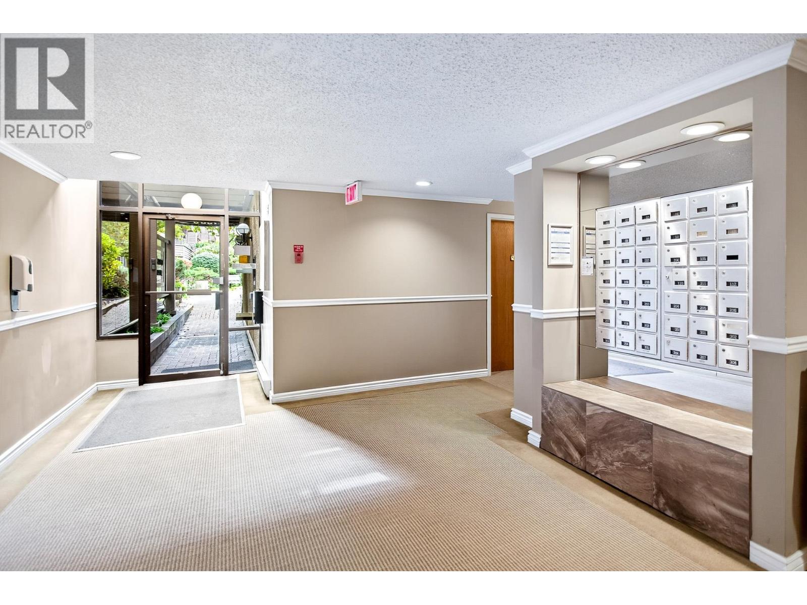 308 1690 Augusta Avenue, Burnaby, British Columbia  V5A 2V6 - Photo 4 - R3055466