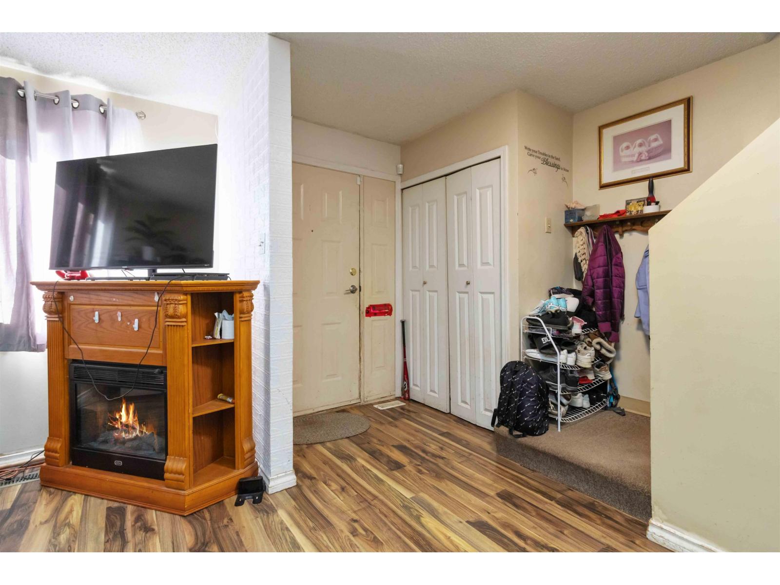 32369 Grebe Crescent, Mission, British Columbia  V2V 4Z2 - Photo 3 - R3055487