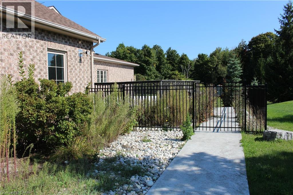 11490 Inglis Drive, Milton, Ontario  L0P 1B0 - Photo 2 - 40776801