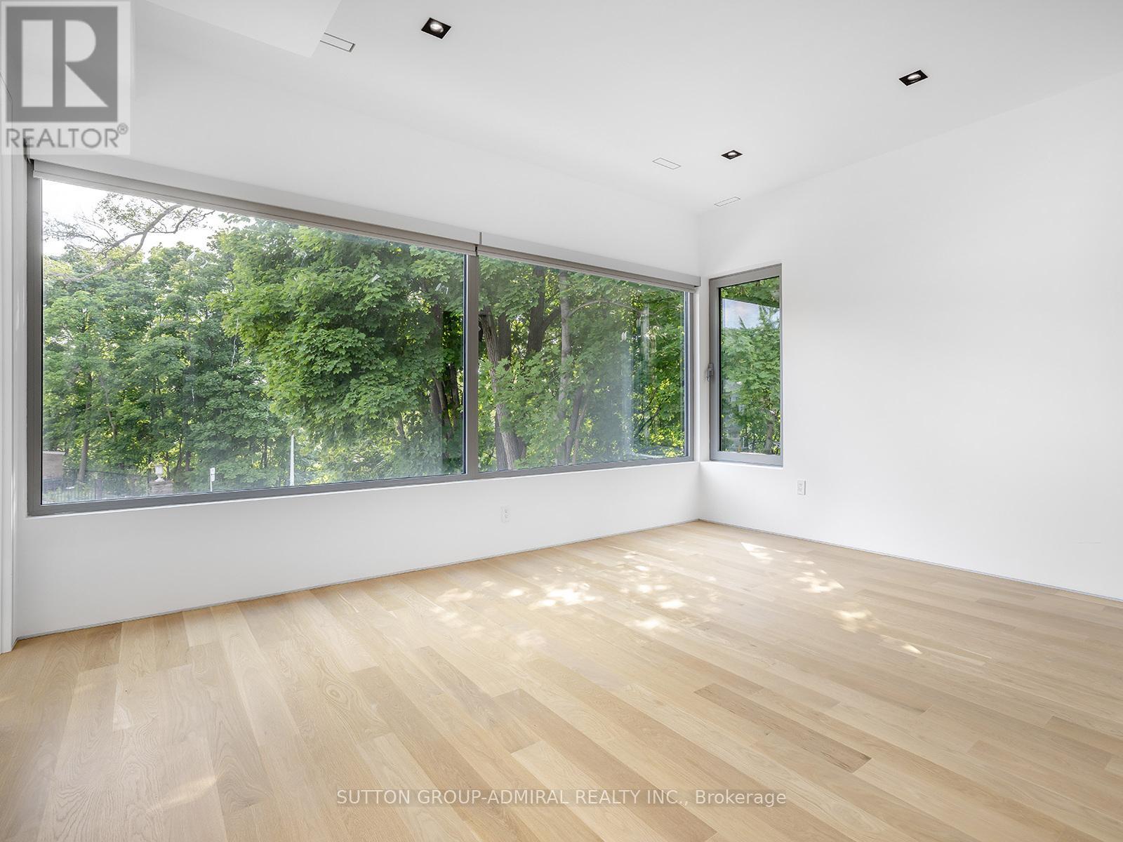 157 Old Forest Hill Road, Toronto, Ontario  M5N 2N7 - Photo 24 - C12447635