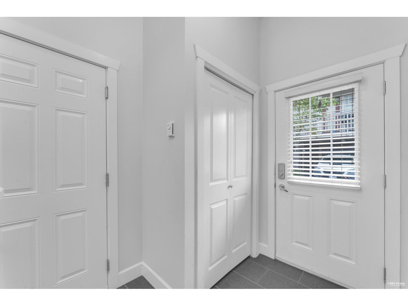 43 19560 68 Avenue, Surrey, British Columbia  V4N 5Y5 - Photo 4 - R3055509