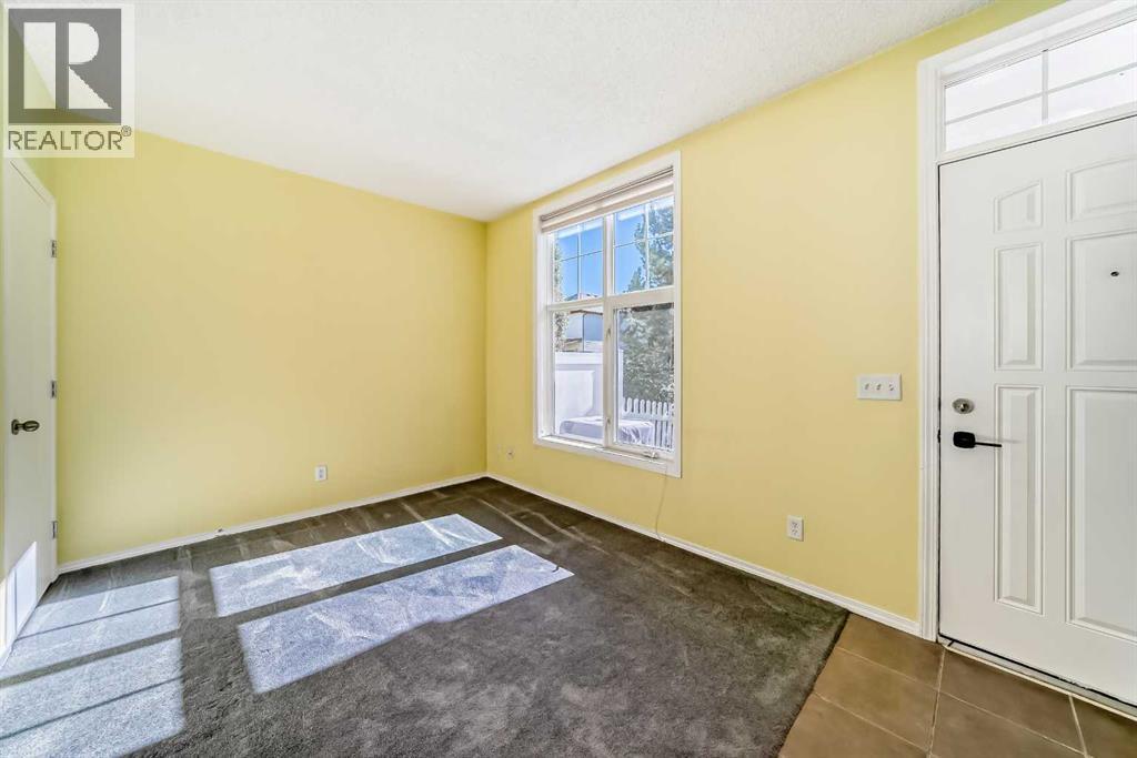 63 Toscana Gardens Nw, Calgary, Alberta  T3L 3C2 - Photo 4 - A2262533