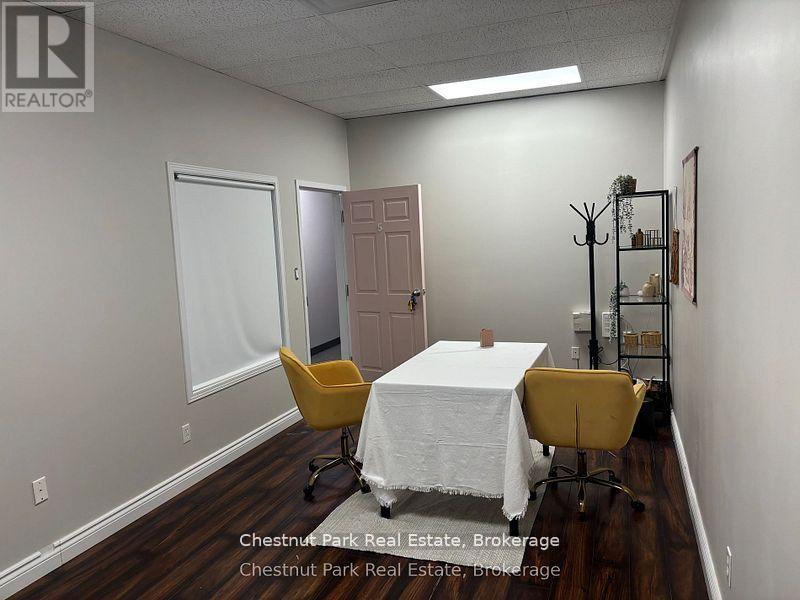5 - 51 Main Street E, Huntsville, Ontario  P1H 2B8 - Photo 2 - X12447891