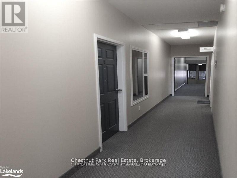 5 - 51 Main Street E, Huntsville, Ontario  P1H 2B8 - Photo 3 - X12447891