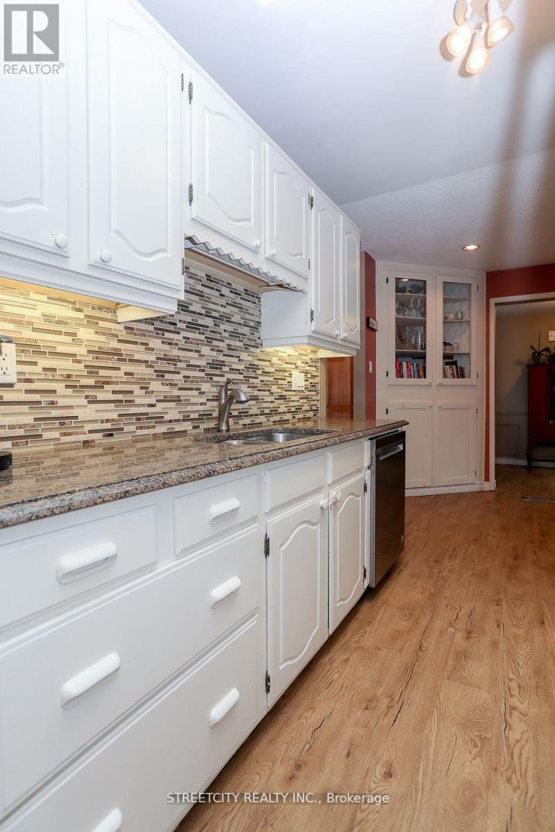 9 Cottonwood Crescent W, London North, Ontario  N6G 2Y7 - Photo 21 - X12447895