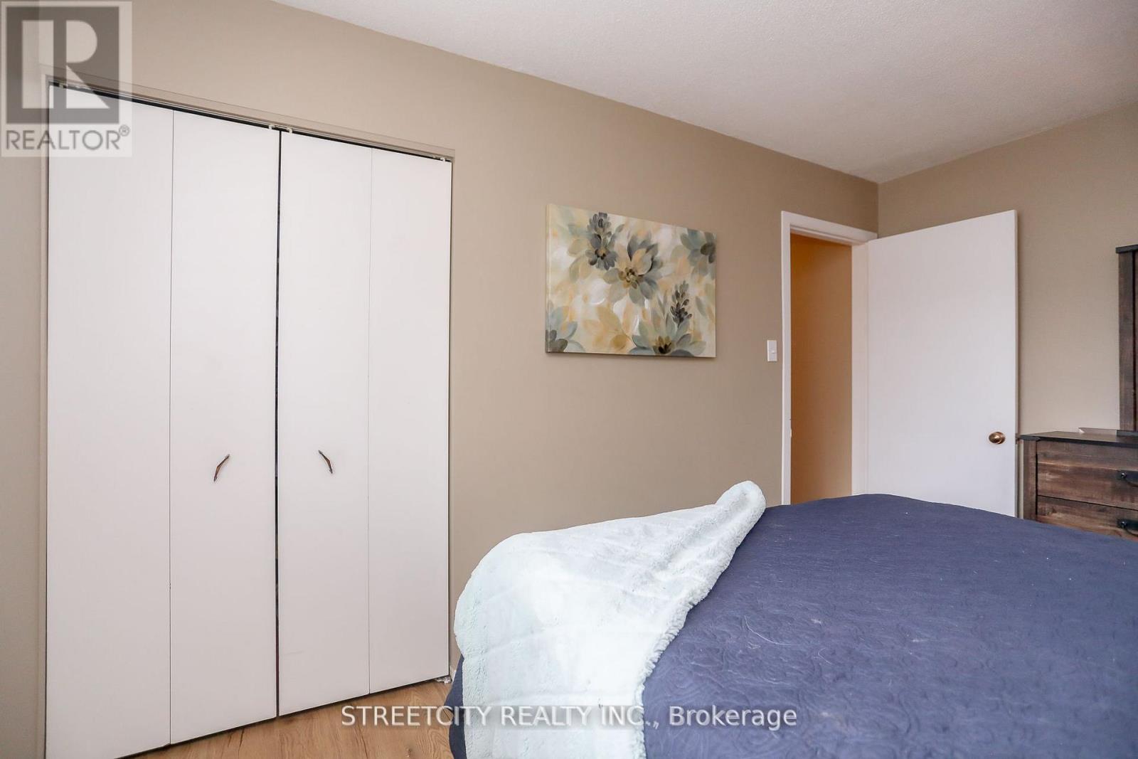 9 Cottonwood Crescent W, London North, Ontario  N6G 2Y7 - Photo 33 - X12447895